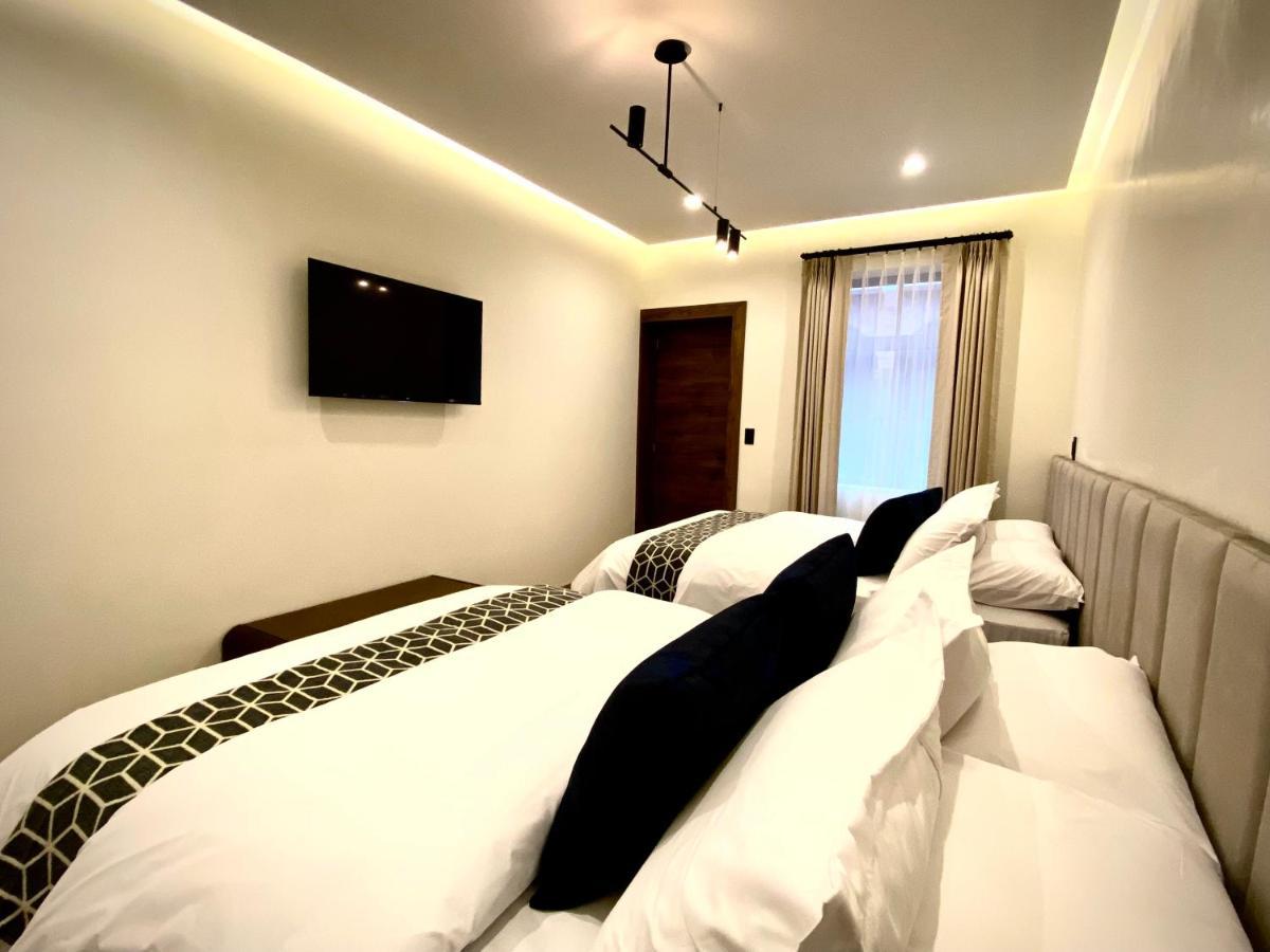 Wanderlot - Hotel Plaza Central Riobamba Exterior foto